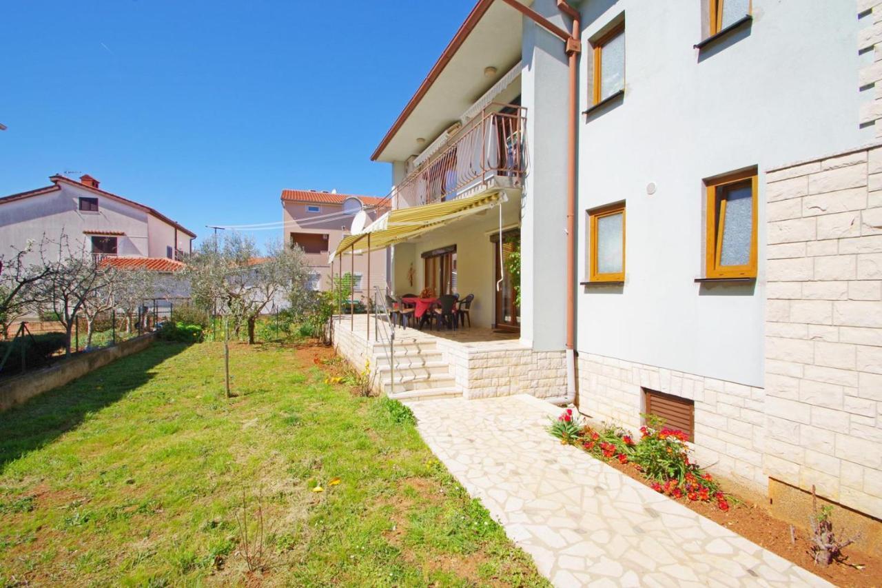 Apartment Ana Пула Екстер'єр фото